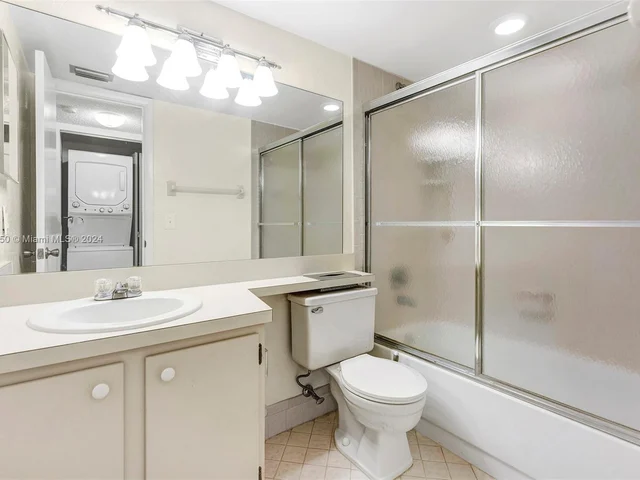 3235 S Carambola Cir S # 23118, Coconut Creek FL 33066