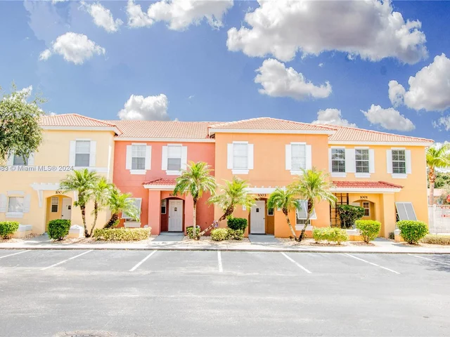 1075 Park Ridge Cir # 1075, Kissimmee FL 34746