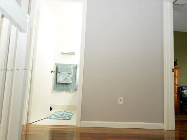 15792 NW 15th Ct, Pembroke Pines FL 33028