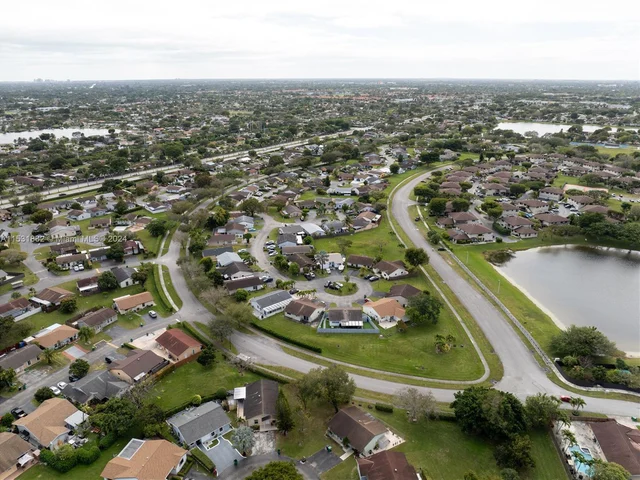 4225 SW 138th Ct, Miami FL 33175