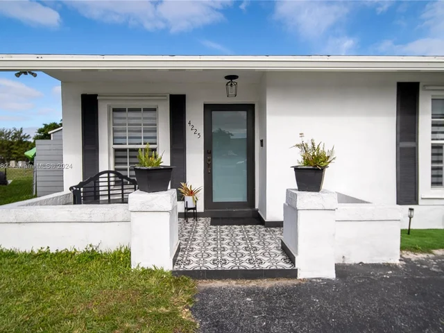 4225 SW 138th Ct, Miami FL 33175