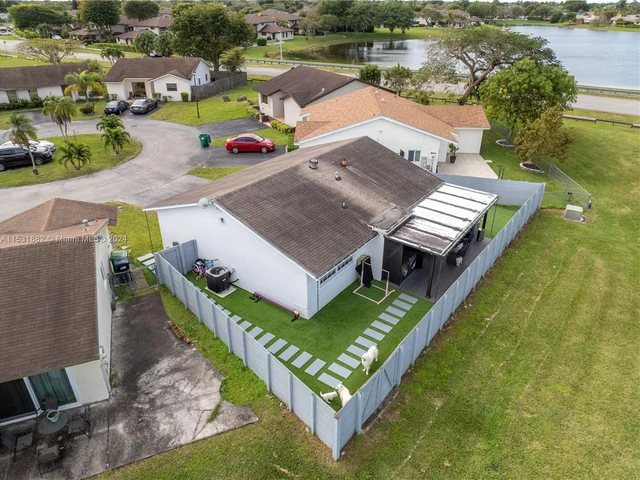 4225 SW 138th Ct, Miami FL 33175