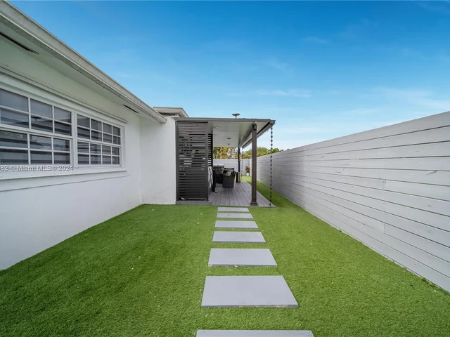 4225 SW 138th Ct, Miami FL 33175