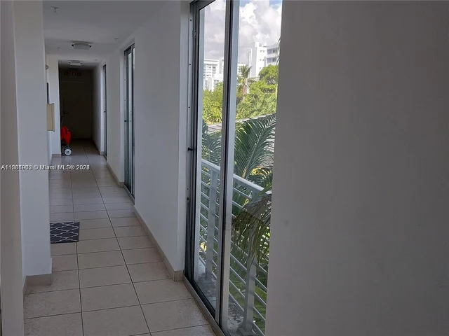 945 Michigan Ave # 5, Miami Beach FL 33139
