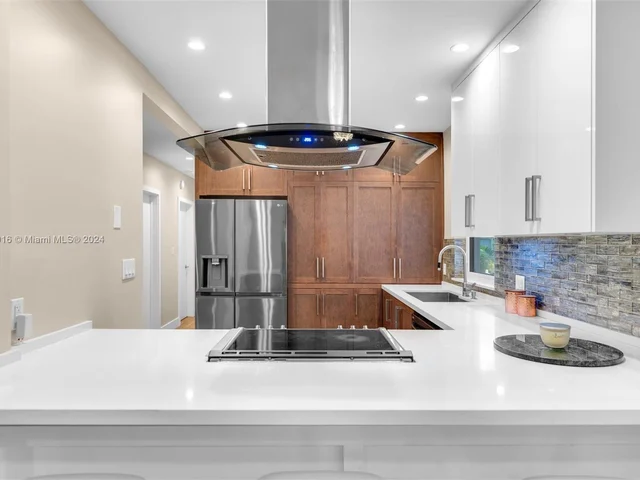 822 Almeria Ave, Coral Gables FL 33134