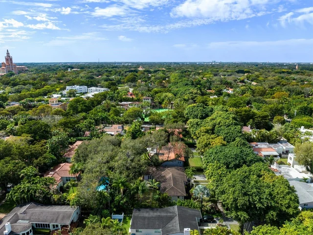 822 Almeria Ave, Coral Gables FL 33134