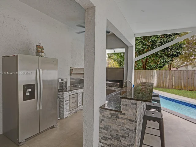 15820 SW 148th Ter, Miami FL 33196