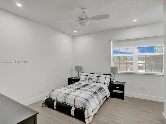 15820 SW 148th Ter, Miami FL 33196