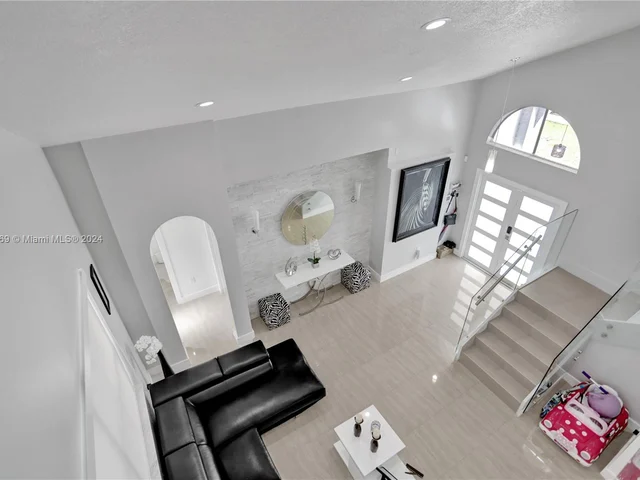 15820 SW 148th Ter, Miami FL 33196