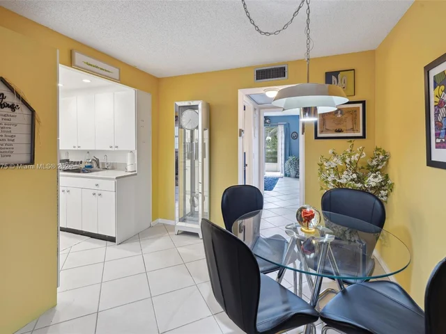 1011 Newport G # 1011, Deerfield Beach FL 33442