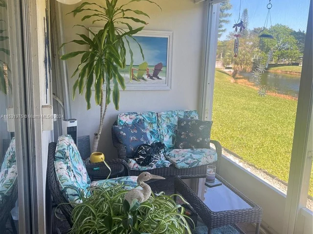 1011 Newport G # 1011, Deerfield Beach FL 33442