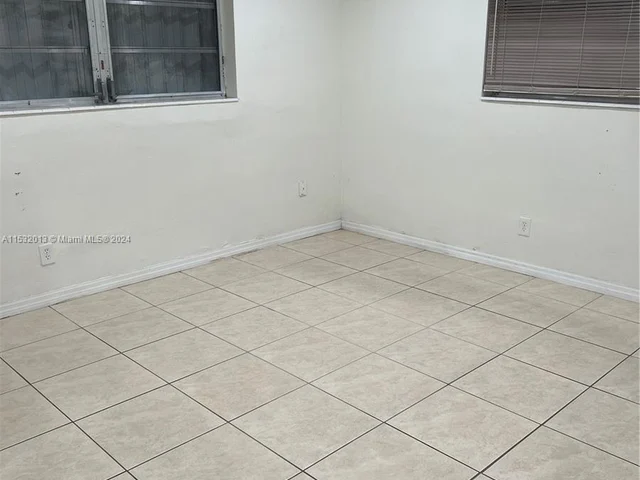 1001 SW 72nd Ave, Pembroke Pines FL 33023