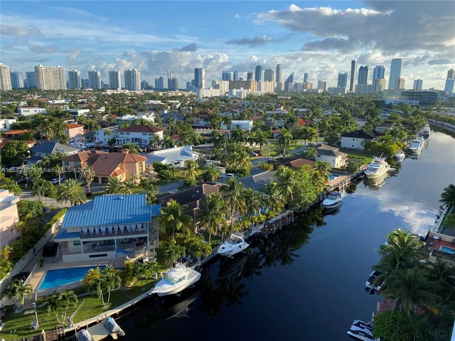 2841 NE 163rd St # 1007, North Miami Beach FL 33160