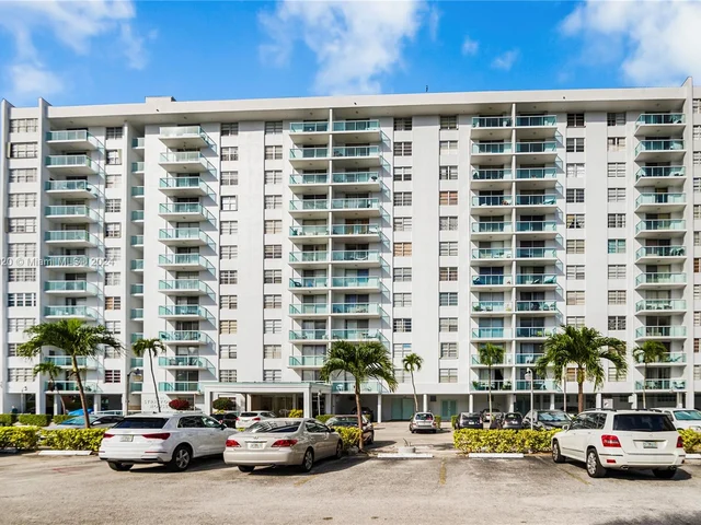 2841 NE 163rd St # 1007, North Miami Beach FL 33160