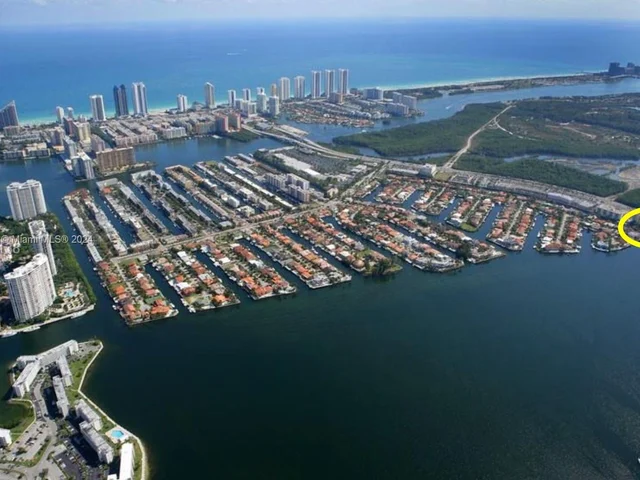 2841 NE 163rd St # 1007, North Miami Beach FL 33160