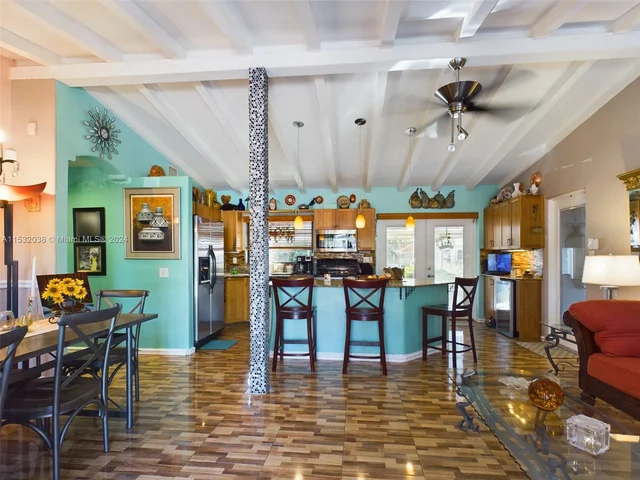 1017 SW 22nd Ter, Fort Lauderdale FL 33312