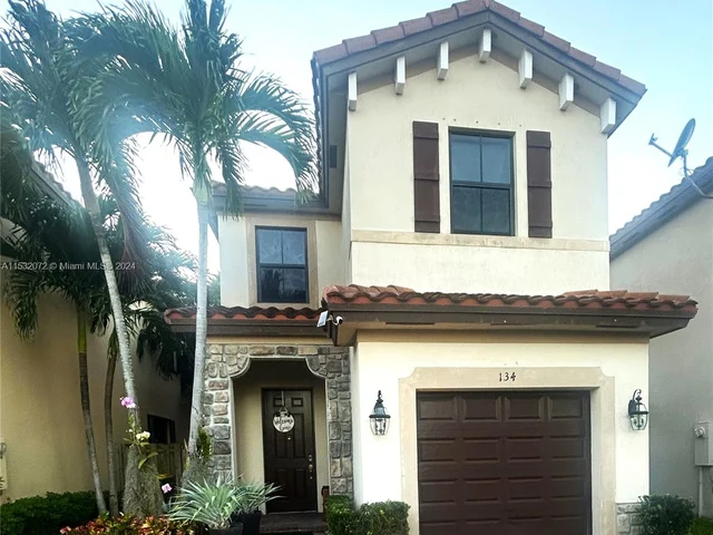 134 NE 37th Ter, Homestead FL 33033