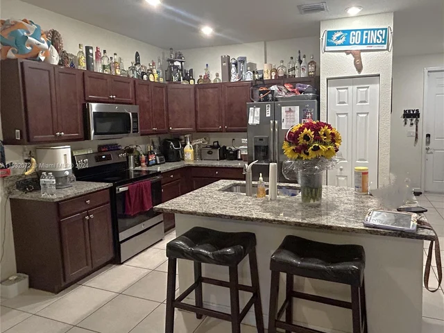 134 NE 37th Ter, Homestead FL 33033