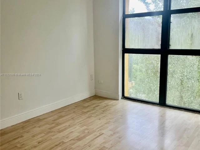 11750 SW 18th St # 1, Miami FL 33175