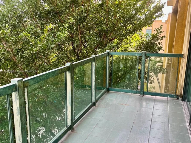 11750 SW 18th St # 1, Miami FL 33175