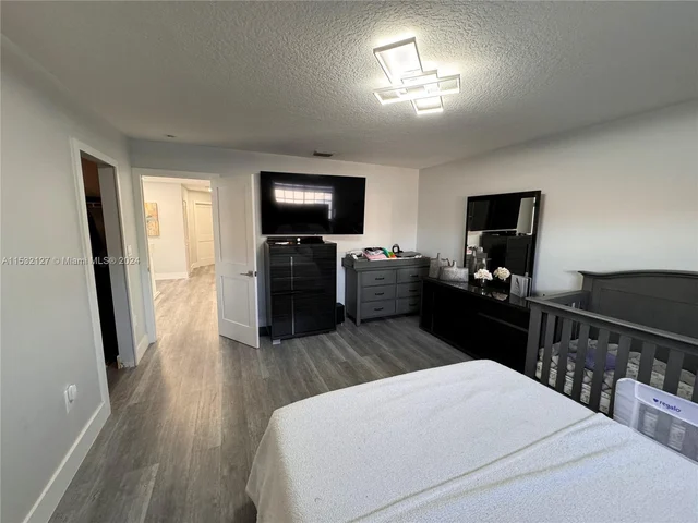 1320 SW 141st Ave, Miami FL 33184