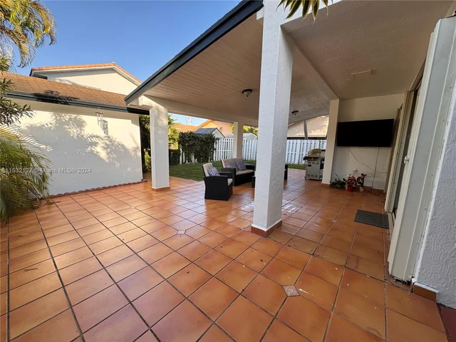 1320 SW 141st Ave, Miami FL 33184