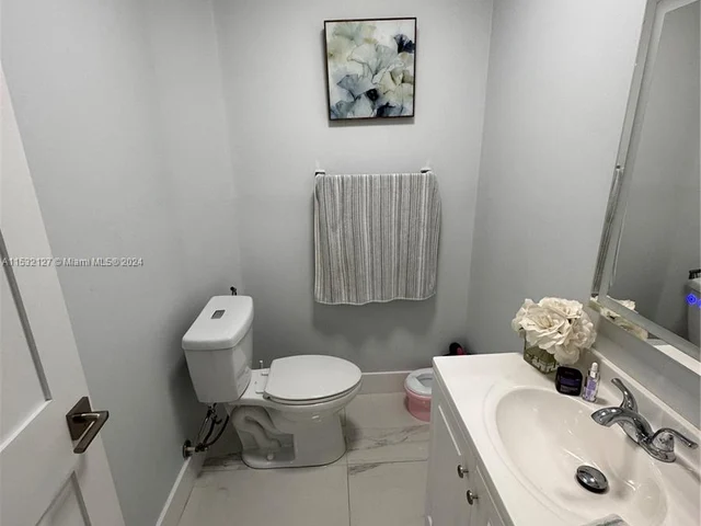 1320 SW 141st Ave, Miami FL 33184