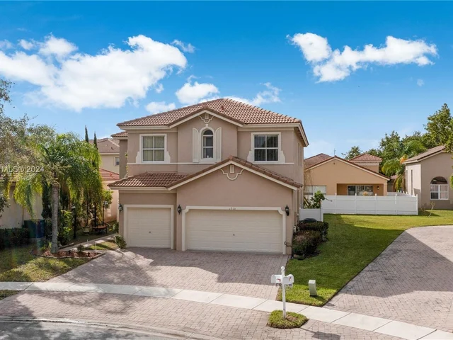 1710 NE 37th Pl, Homestead FL 33033