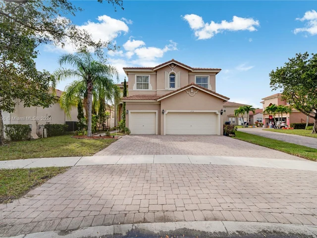1710 NE 37th Pl, Homestead FL 33033