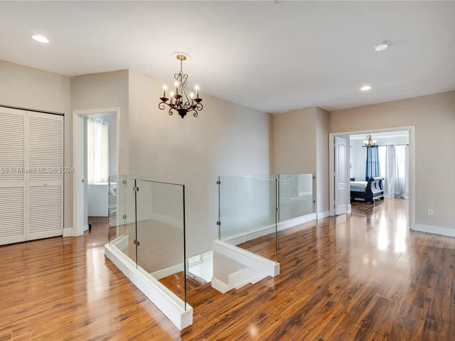 1710 NE 37th Pl, Homestead FL 33033