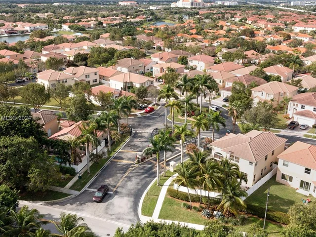 1710 NE 37th Pl, Homestead FL 33033