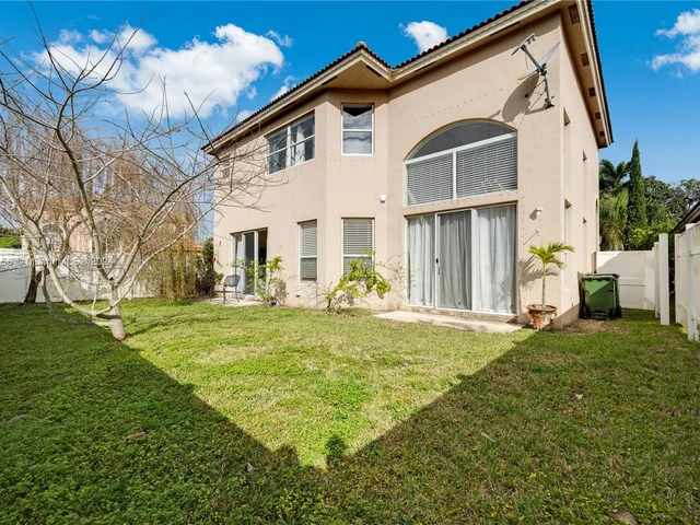 1710 NE 37th Pl, Homestead FL 33033