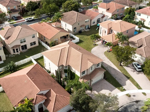 1710 NE 37th Pl, Homestead FL 33033