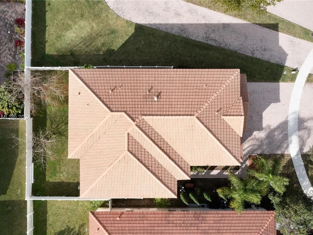 1710 NE 37th Pl, Homestead FL 33033