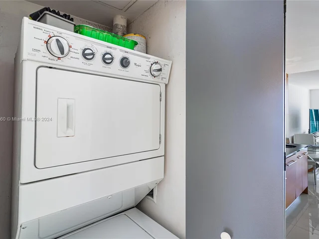 485 Brickell Ave # 3605, Miami FL 33131