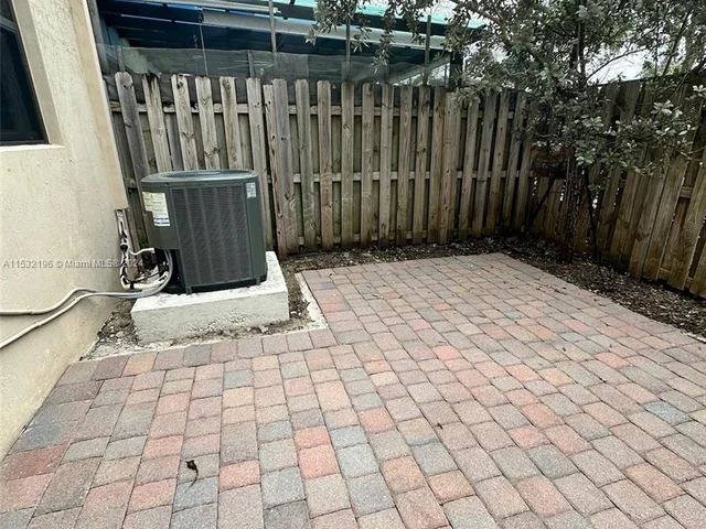 11958 SW 151st Ave # 11958, Miami FL 33196