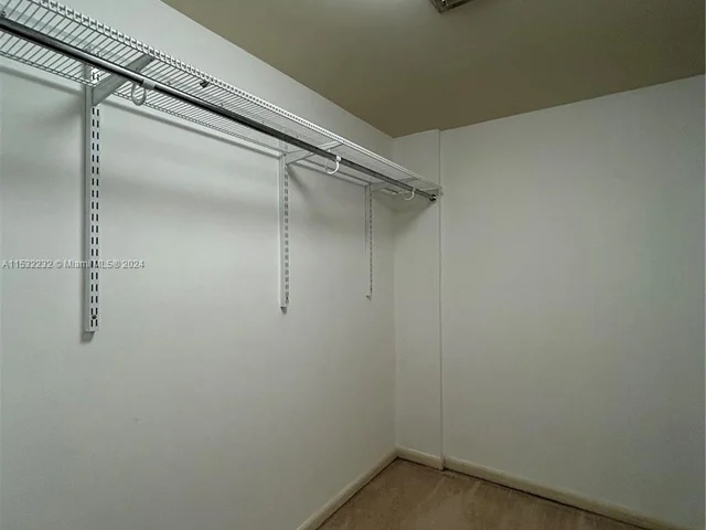 2425 Presidential Way # 905, West Palm Beach FL 33401