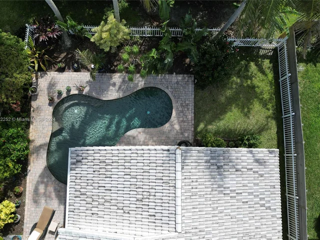 314 SE 3rd Pl, Dania Beach FL 33004