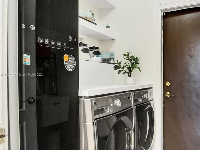 6662 SW 166th Ct, Miami FL 33193