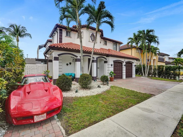 6662 SW 166th Ct, Miami FL 33193