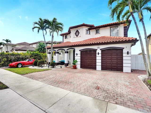 6662 SW 166th Ct, Miami FL 33193