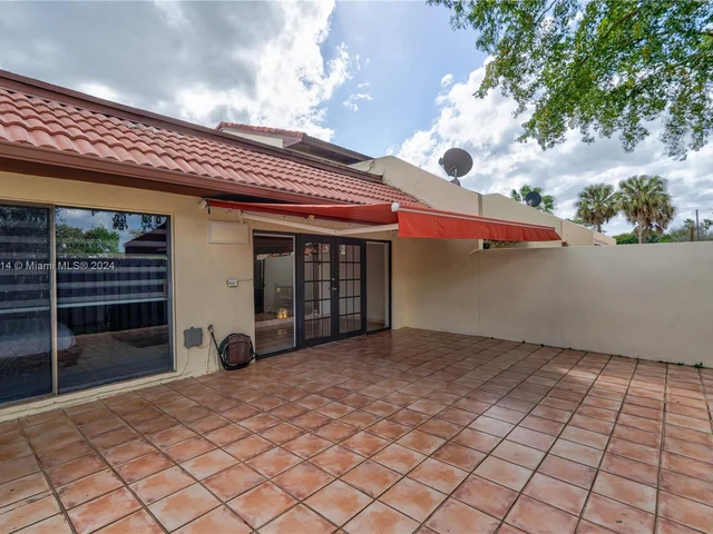 6417 NW 192nd Ter, Hialeah FL 33015