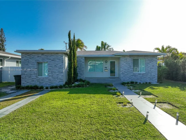 7521 Bounty Ave # 7521, North Bay Village FL 33141