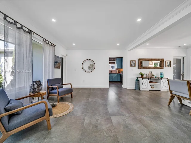 7521 Bounty Ave # 7521, North Bay Village FL 33141