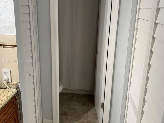 9080 Lime Bay Blvd # 109, Tamarac FL 33321