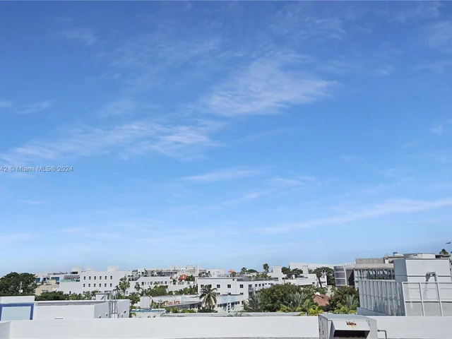 245 18th St # 605, Miami Beach FL 33139