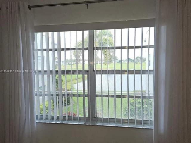 321 Flanders G # 321, Delray Beach FL 33484