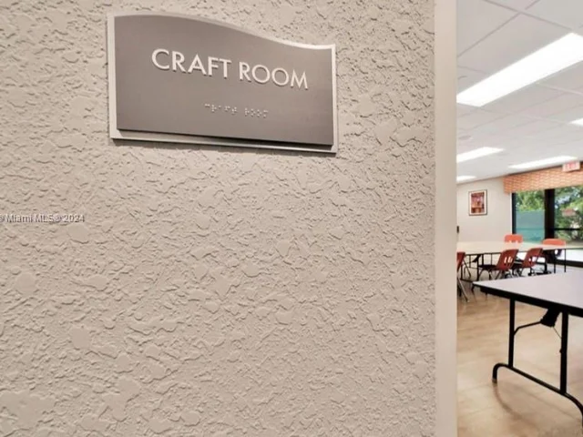 321 Flanders G # 321, Delray Beach FL 33484