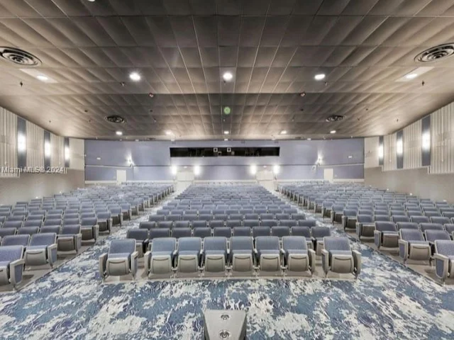 321 Flanders G # 321, Delray Beach FL 33484