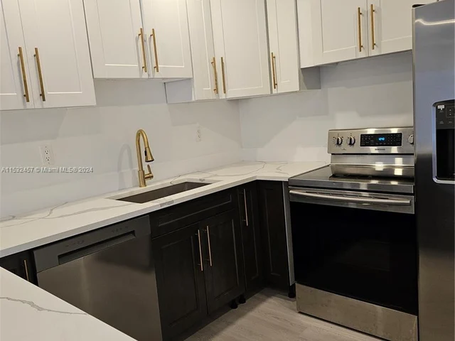 321 Flanders G # 321, Delray Beach FL 33484